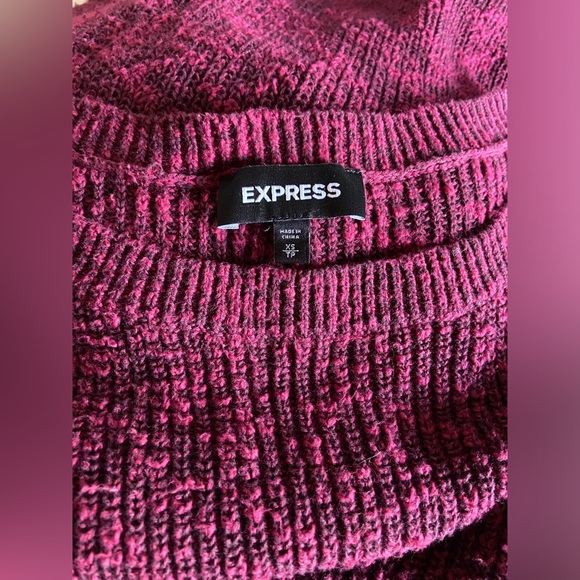 Express Sweater - Picture 4 of 8